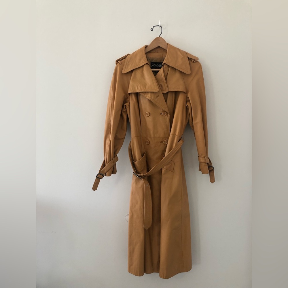 Vintage leather trench coat, tan, EUC